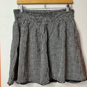 Old Navy Black and White Mini Skirt